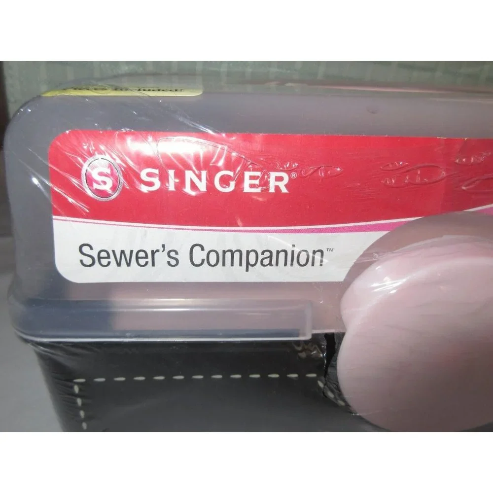Swerwer Singer Singer | Other | Singer Sewers Companion Case Box 6207 Over 00 Pieces ...